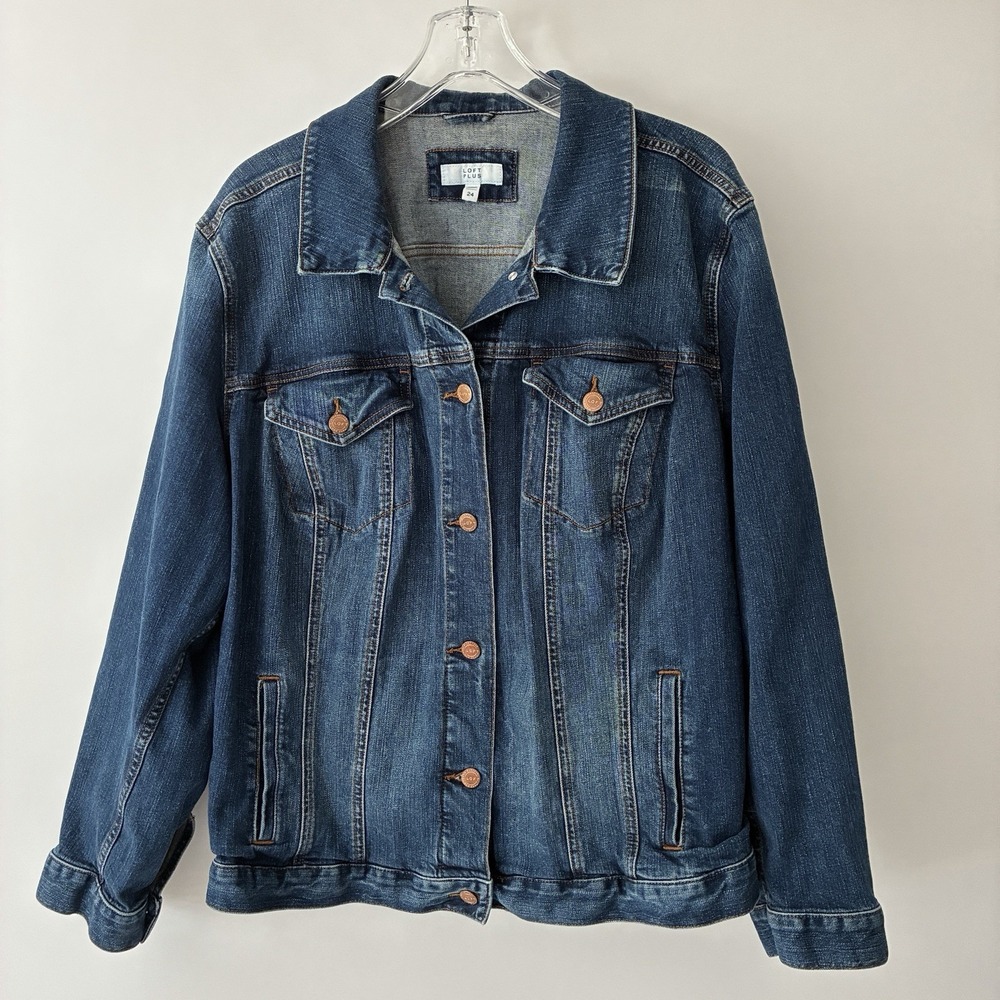 Loft Plus Denim Jacket Women's Size 24 Blue Trucker Jean Coat Button Up Classic